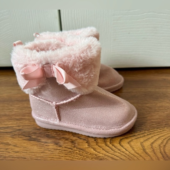 NWOT JOE FRESH pink sparkle vegan booties with bows (size 5) - Picture 2 of 9
